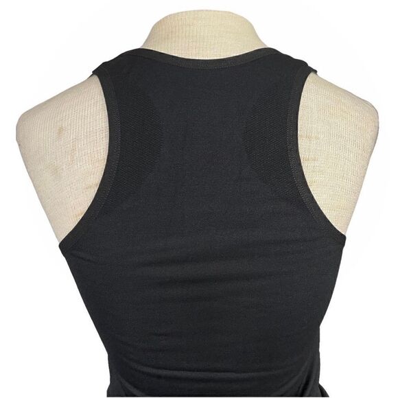New Balance NWT Women’s Performance Seamless Tank in Caviar Black Size Small - Picture 6 of 12
